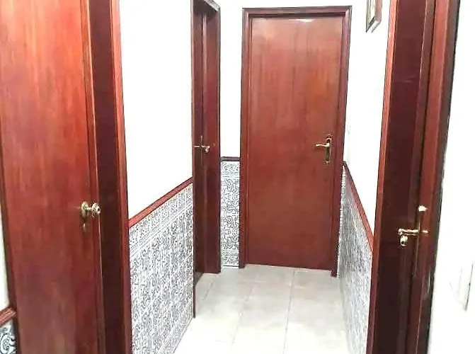 Private Tourist Near Airport منزل للإقامة Lisboa